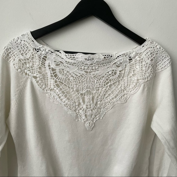 White Lace V Detail 3/4 Sleeve Boat Neck Knit Sweater - Picture 4 of 6